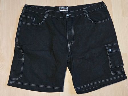 Kurze Hose, schwarz, Grösse 58, Shorts