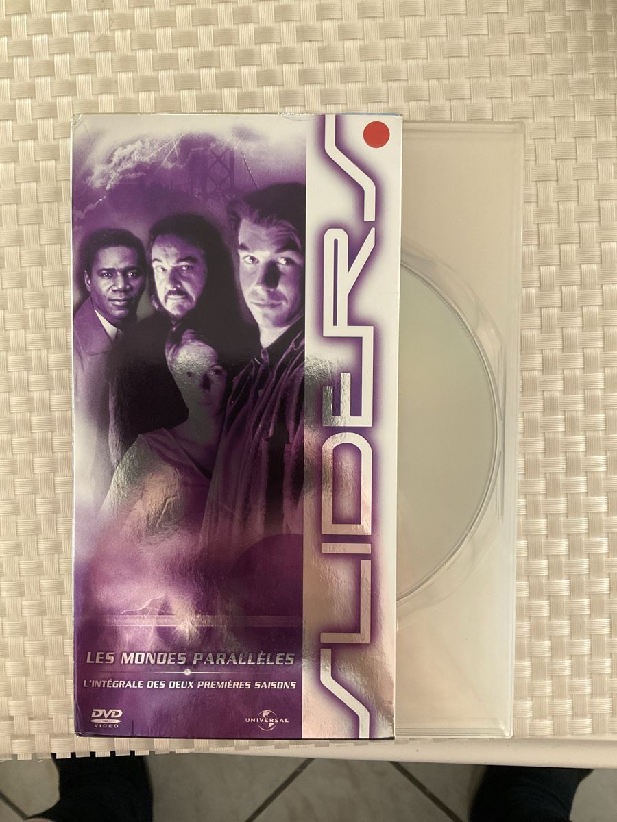 Alle DVDs: Sliders saisons 1 et 2 coffret DVD  – Gebraucht aus Veyrier von Deniro2