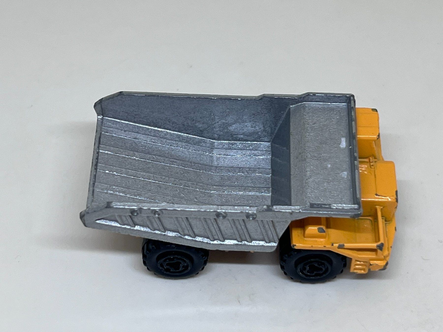 Majorette Modellini d'auto: Majorette Benne Carriere #223 – Usato da Wildegg venduto da LaaBoutique 1