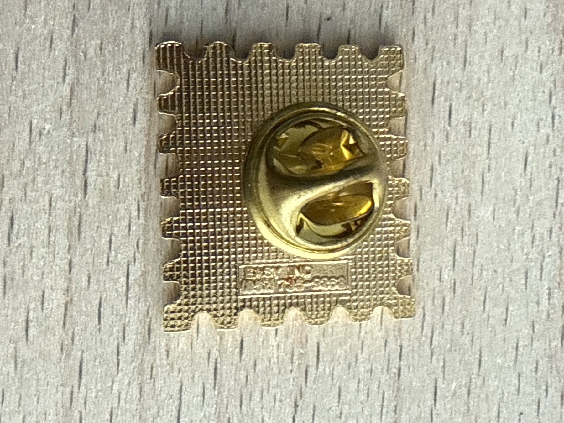 Plaquettes & Badges: Pin Briefmarke – D'occasion à Glattbrugg par Schweigmatt 1