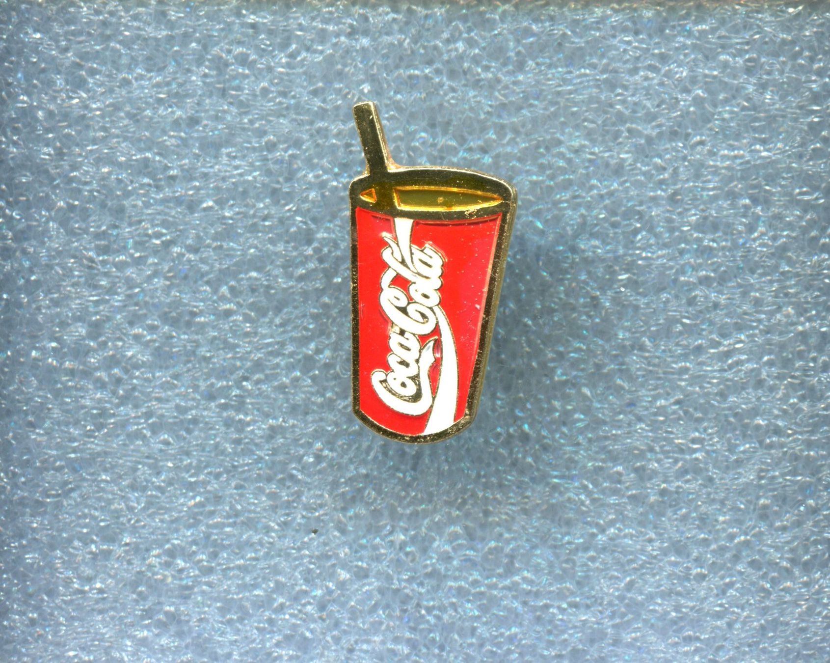 Coca-Cola Placchette & Badge: Coca Cola  BECHER – Usato da Winterthur venduto da Sammleroase