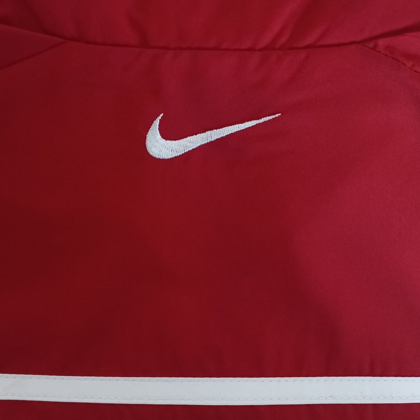 Nike Jacken: Vintage Nike Trackjacket (L) – Gebraucht aus Chamoson von Sapoloshop 2