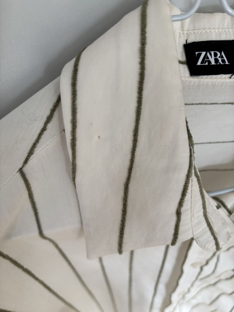 Zara Camicette: Zara Bluse weiss-grün S – Usato da Fribourg venduto da dafral 1