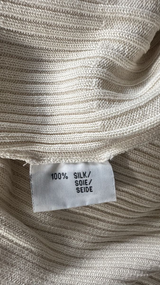 Top: Débardeur 100% Soie beige taille unique M/L – Nuovo (secondo la descrizione) da Vuippens venduto da ale_6gkb 2