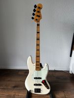 Fender Player Plus active Jazz Bass MIM White Pearl
