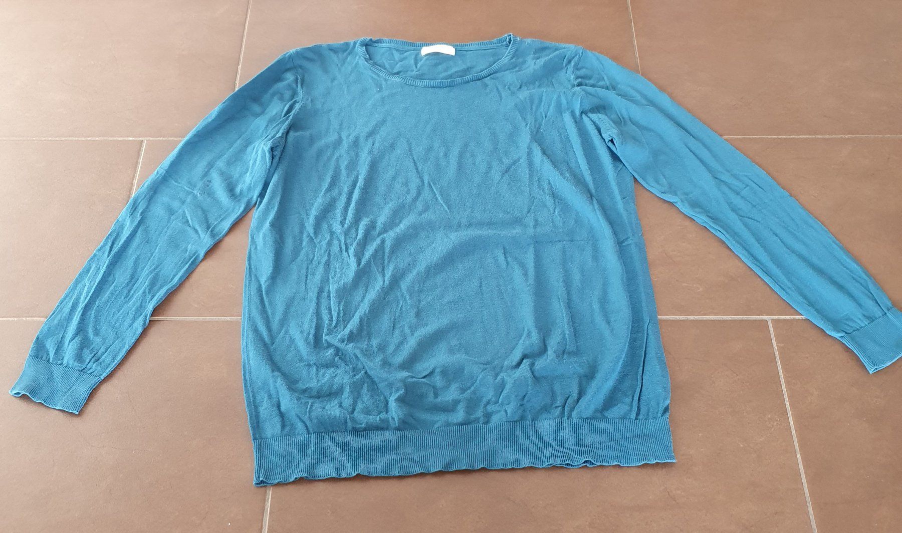 Pullover & Sweatshirts: 4 Pullover XXL/46 – Gebraucht aus Bilten von pelanov 3