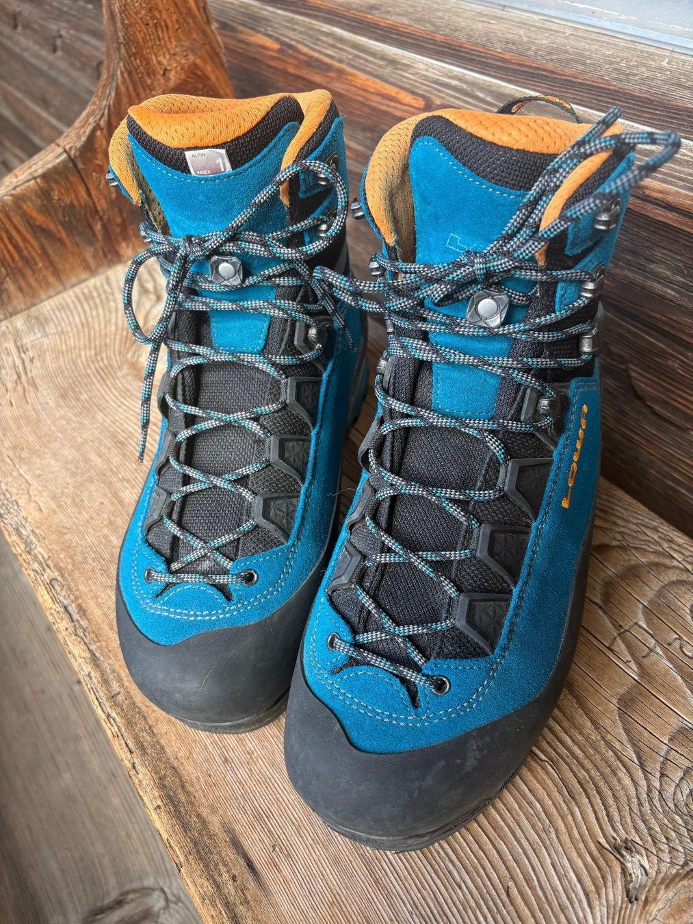 Lowa Scarpe da donna: Damenwanderschuhe – Usato da Hofstetten BE venduto da eve_2pqc 1