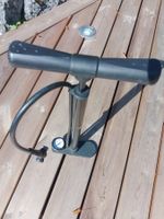 Velopumpe / Fahrradpumpe mit Manometer