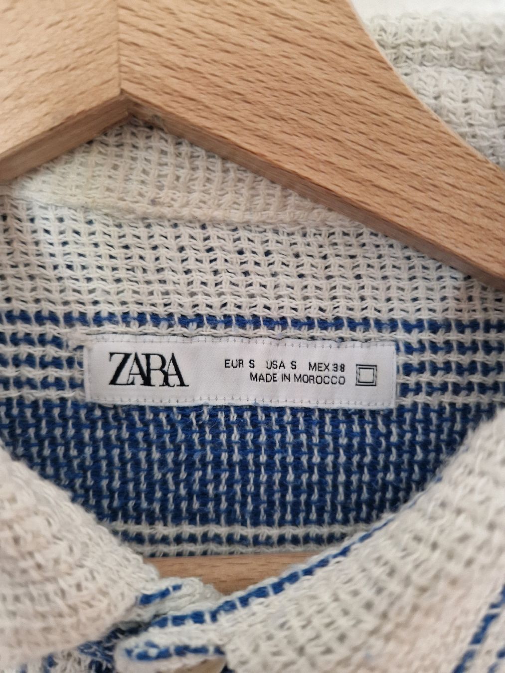 Zara Chemises: Chemise – D'occasion à Lausanne par mgo_yx25 2