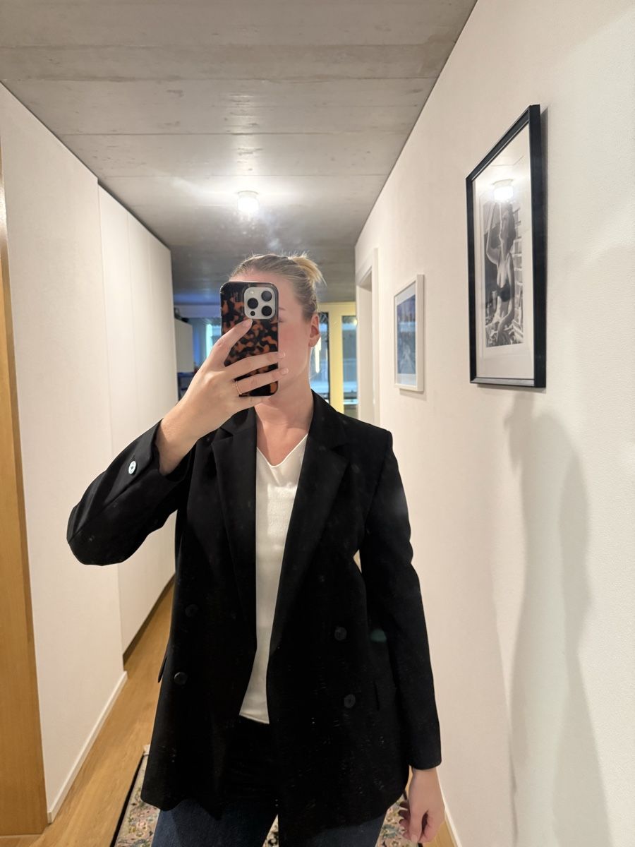 Hugo Boss Completi & Tailleur: Black Hugo Boss Blazer – Nuovo (secondo la descrizione) da Bottmingen venduto da Itsclaire 9