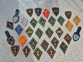 *** Abzeichen Sammlung Schweizer Armee ***