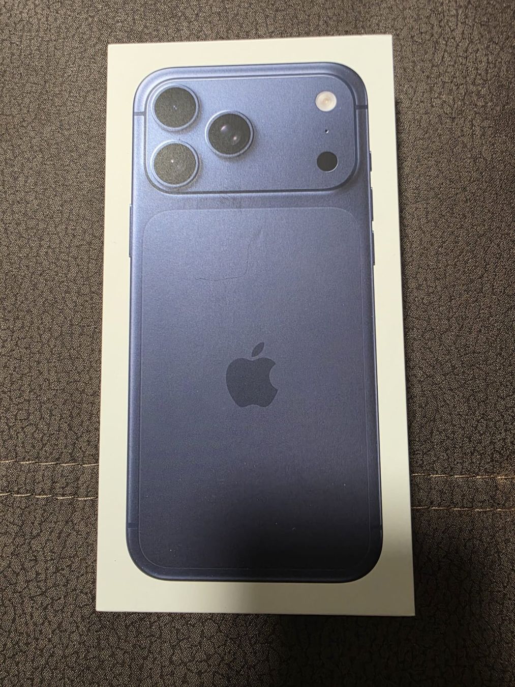 Apple Telefoni cellulari / Smartphones: iPhone 17 Pro Max 256GB – Nuovo e nell'imballaggio originale da Flawil venduto da nine9nine9