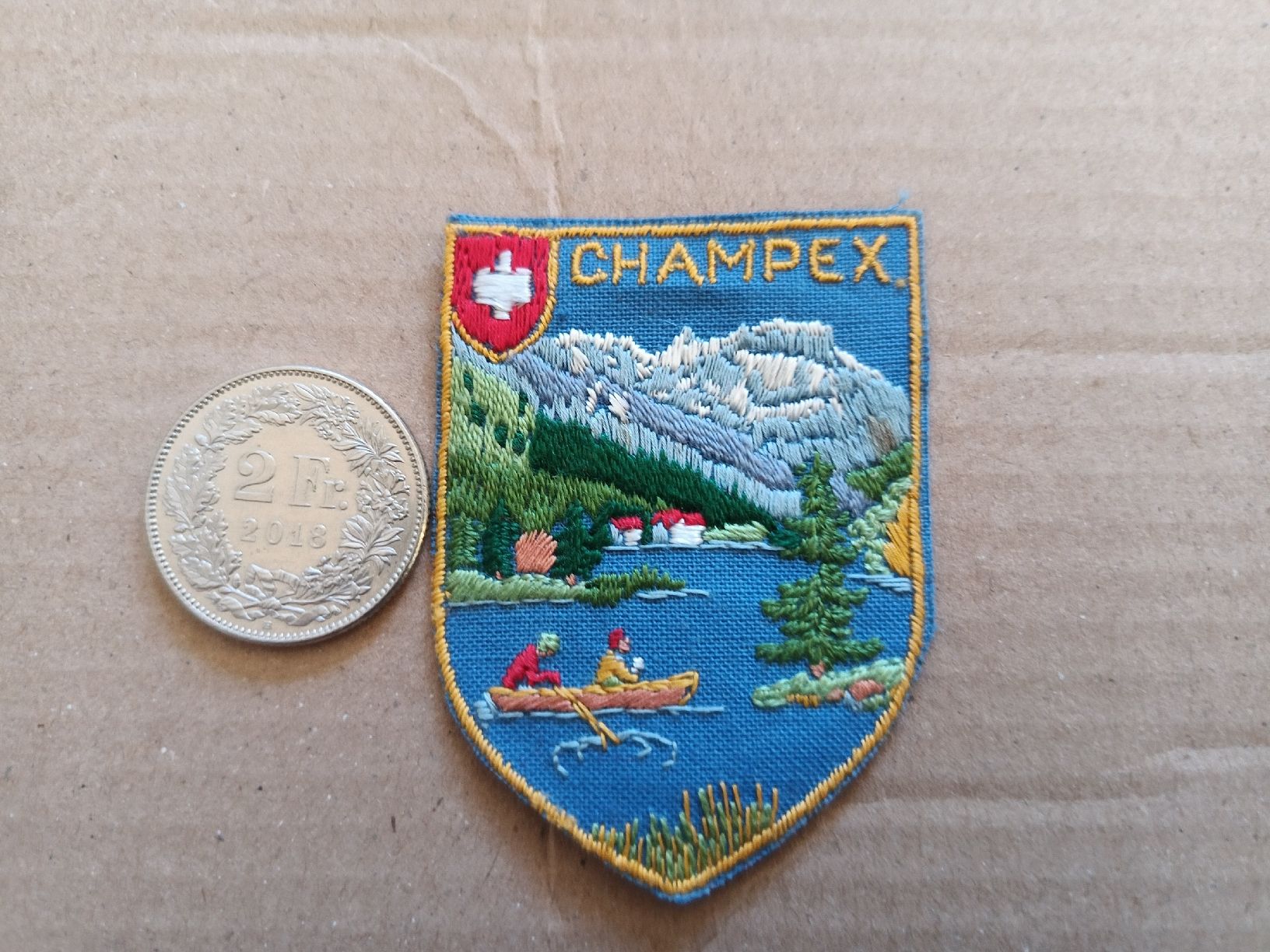 Insignes: Ecusson souvenir Champex Valais Suisse  – D'occasion à Bex par Canouille