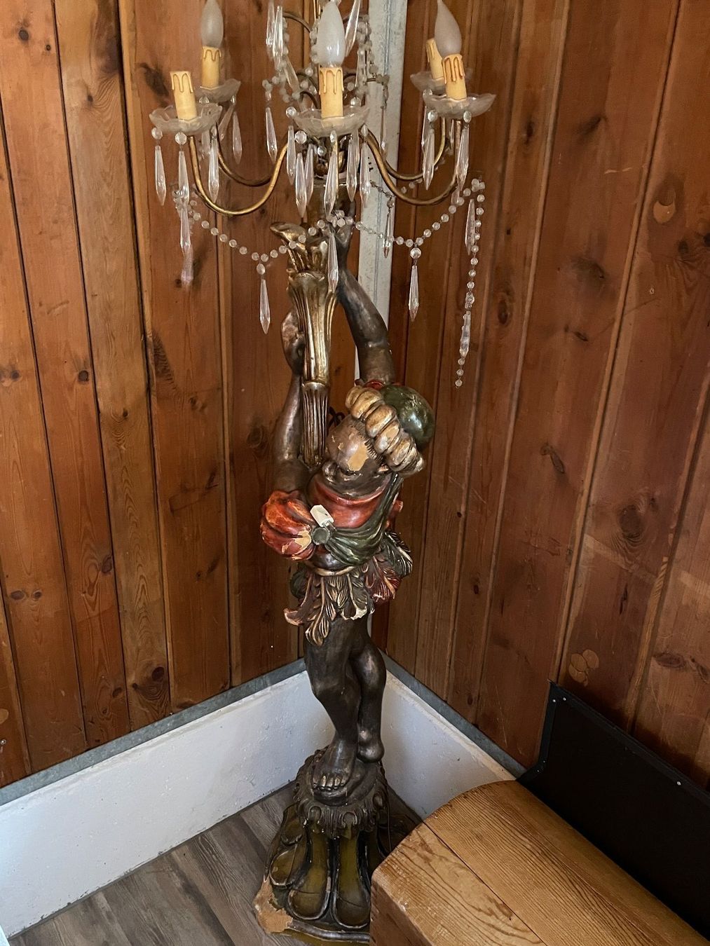 Lampade: Antike grosse Kolonial Stehlampe mit Lüster – Usato da Volketswil venduto da rubin74