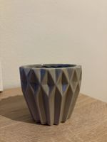 Blumenvase grau