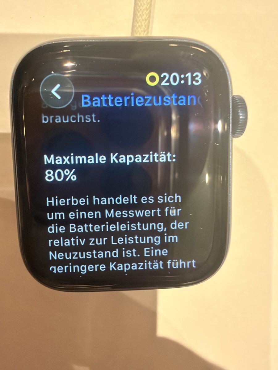 Apple Smartwatch: Apple watch 6 44 mm – D'occasion à Müllheim Dorf par vieste77 2