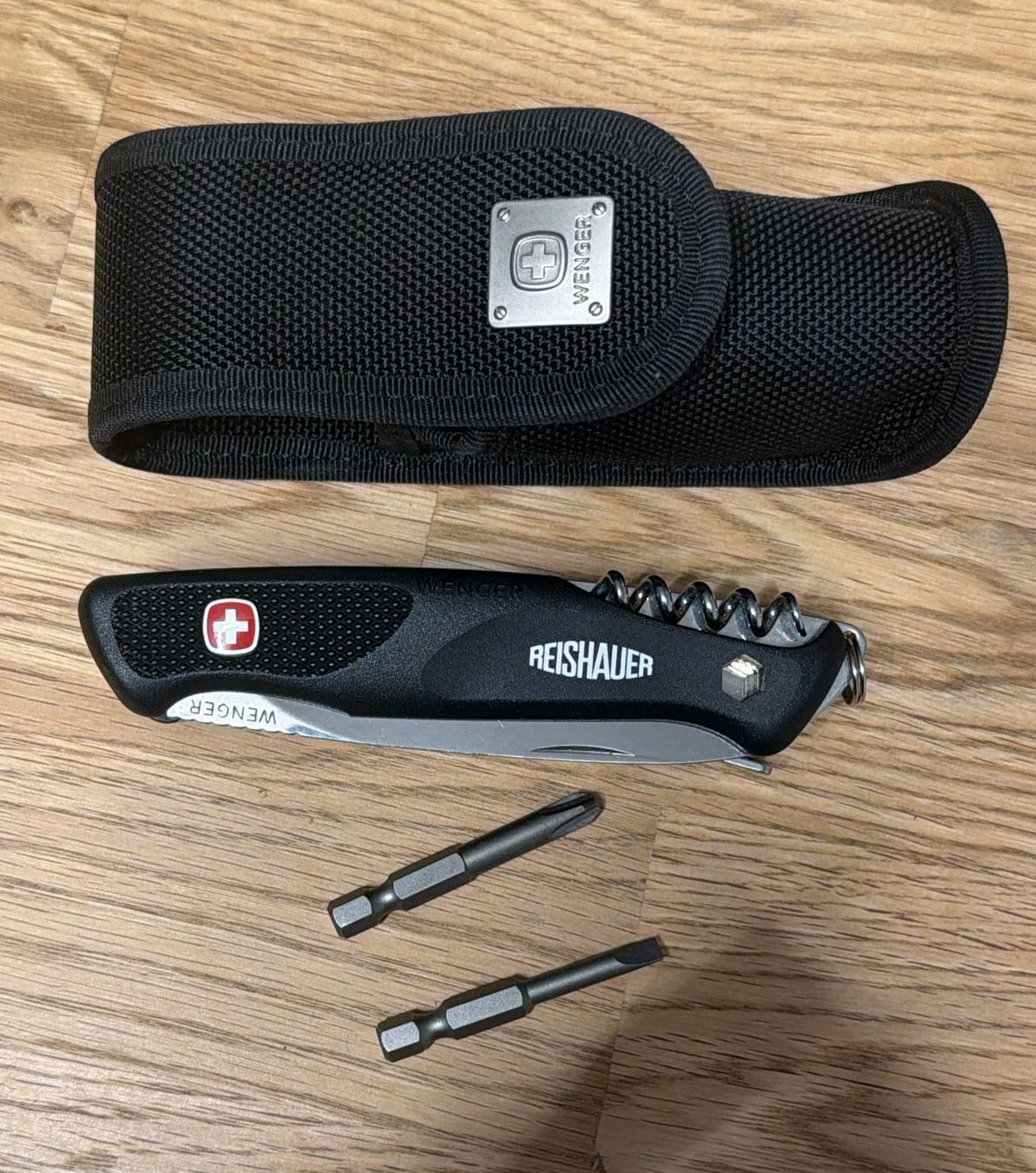 Wenger Coltelli tascabile: WENGER TASCHENMESSER REISHAUER MIT ETUI – Nuovo (secondo la descrizione) da Zürich venduto da Frei-Occasionen 4