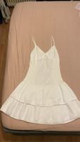 Sommerliches, weisses Kleid mit Spaghettiträgern, Grösse S