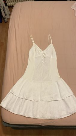 Sommerliches, weisses Kleid mit Spaghettiträgern, Grösse S