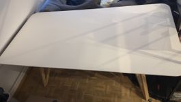 Moderner Ess-/Schreibtisch weiss Holzgestell 