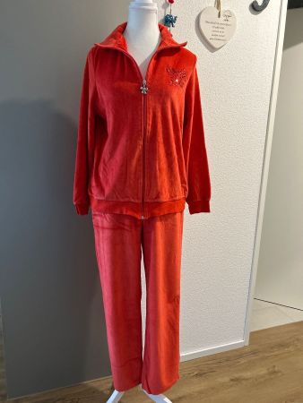 Hausanzug rot mit Pailletten von Harmony 36/38