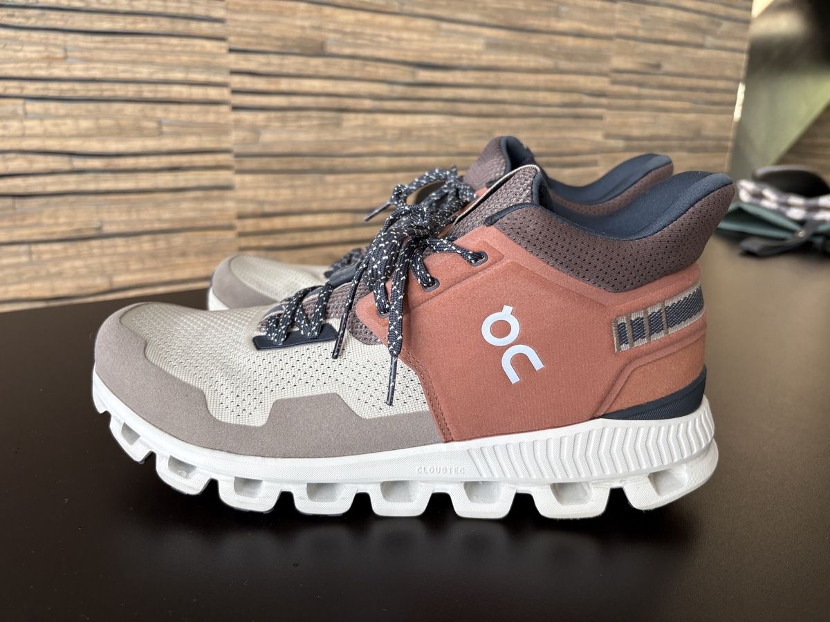 On Chaussures hommes: Herren-Sneaker Cloud Hi Edge 44.5 – D'occasion à Staufen par F14_tomcat