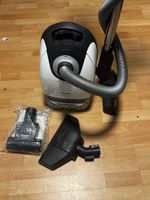 Miele S5481 Medicair Plus Staubsauger voll funktionsfähig