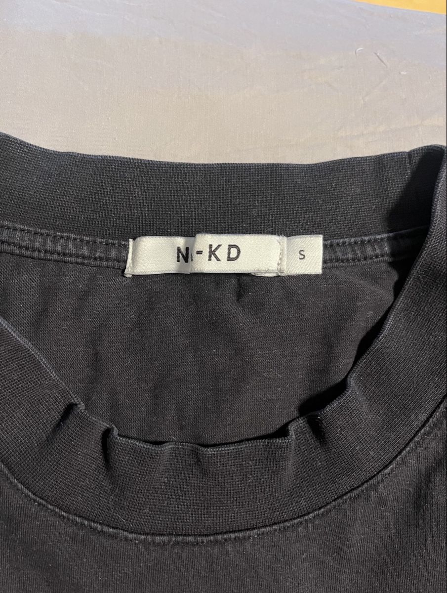Na-kd T-shirt: NA-KD Rose Printed Tee - Size S – Usato da Winterthur venduto da goe_h859 1