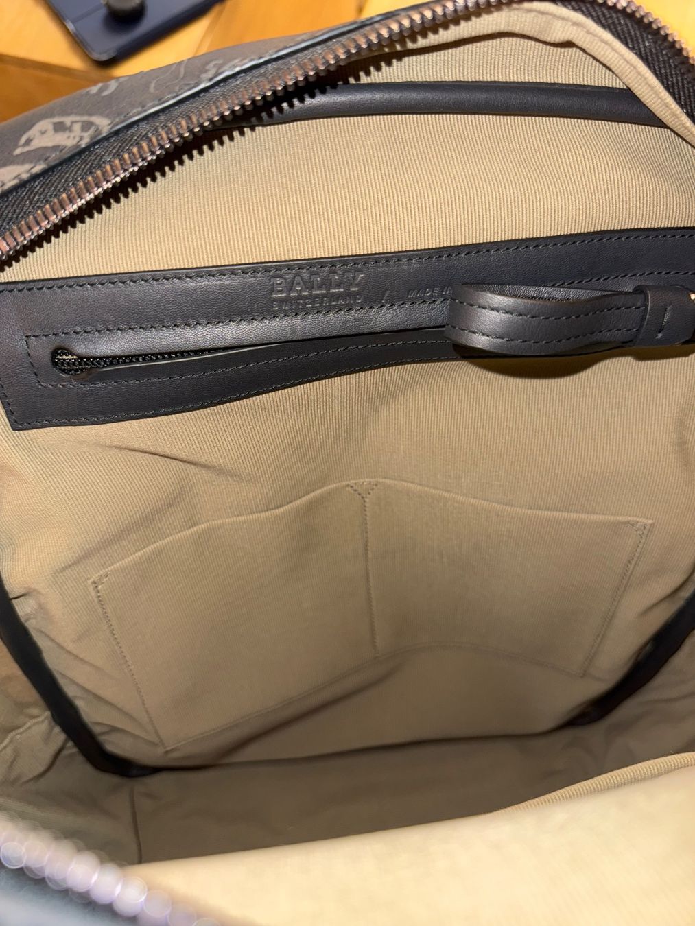 Bally Zaini: Sac à dos Bally en cuire – Nuovo (secondo la descrizione) da Genève venduto da Igoreuf 3