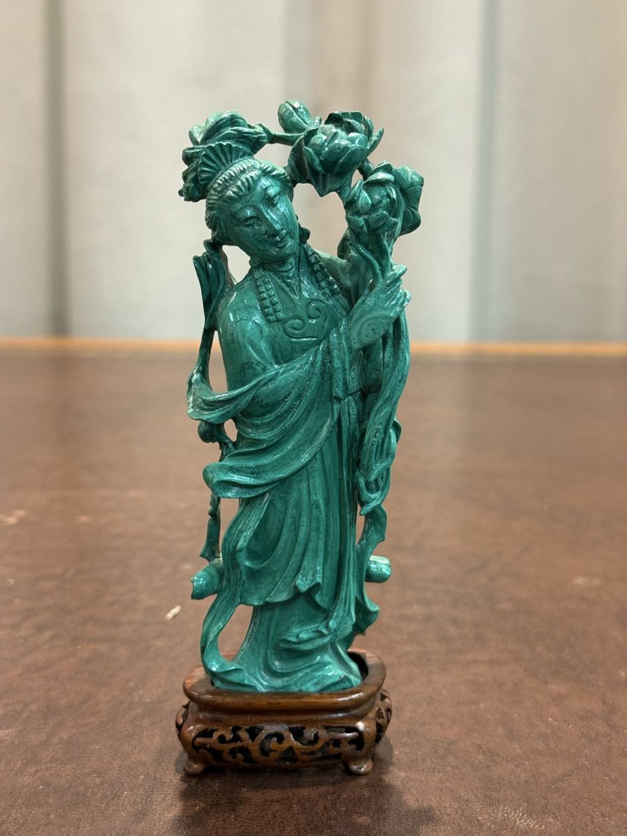 Figurines: Guanyin-Figur aus Malachit, China – D'occasion à Zofingen par GrosisWonderkeller