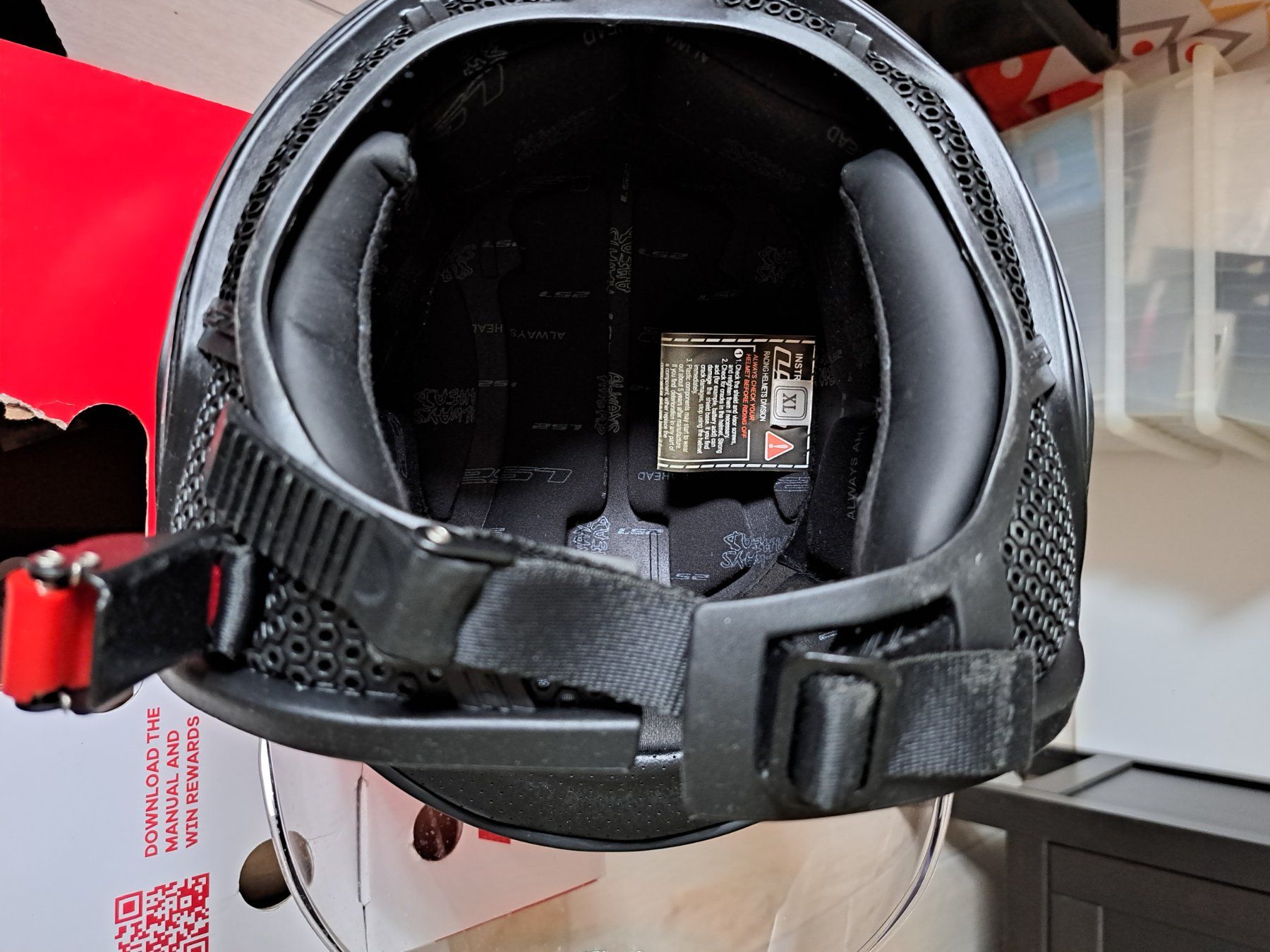 Helme & Visiere: Casques... – Gebraucht aus Bassecourt von Lupomiki1 2