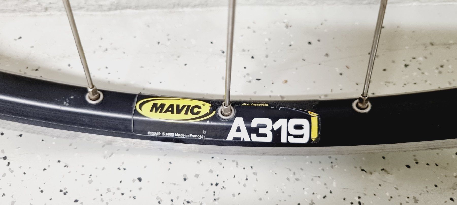 Mavic Pezzi di ricambio: Mavic Vorderrad 28" Neu,und ungebraucht – Nuovo (secondo la descrizione) da Zürich venduto da emi_rp8k 3