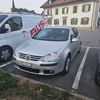 Volkswagen Golf 5 1.6 FSI Gris 5 portes 102CV