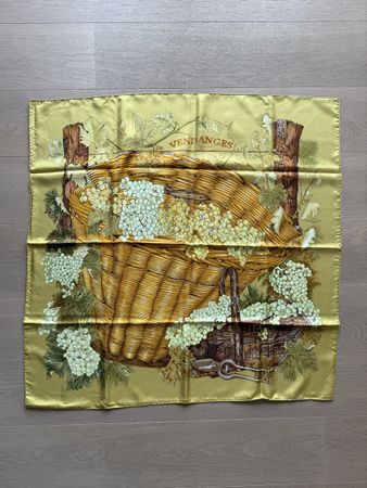 Carré Hermès 90 - Vendanges