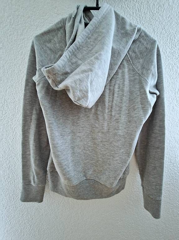 C&A Maglioni & Felpe: Pullover, Pulli, Hoodie, Kaputzenpullover, Oberteil, sweater – Nuovo (secondo la descrizione) da Hettlingen venduto da worldexplorer 1