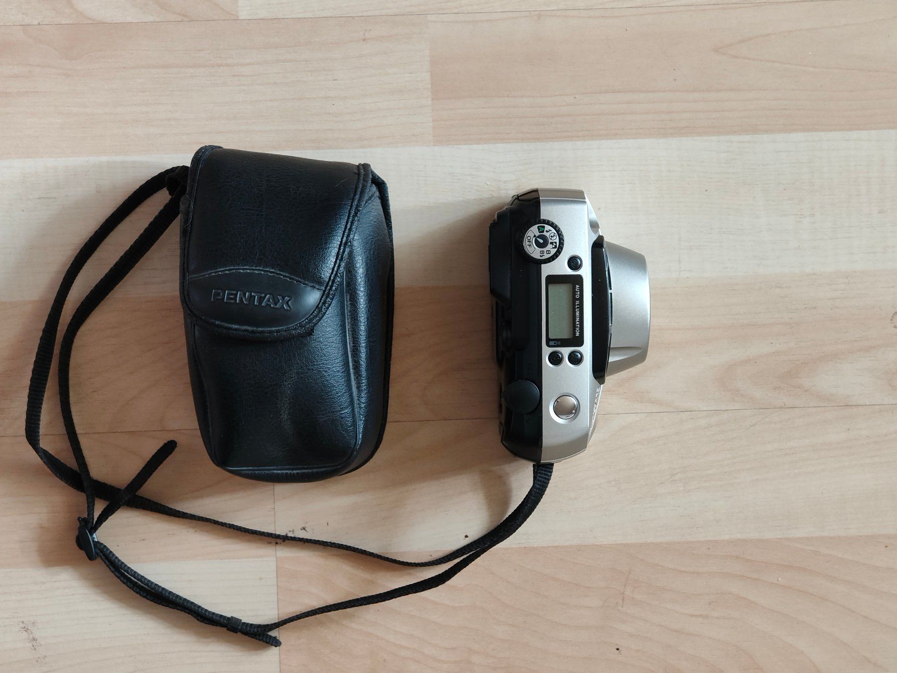 Pentax Appareil photo: Pentax ESPIO 160 Superzoom with date back – D'occasion à Hägendorf par Flashman