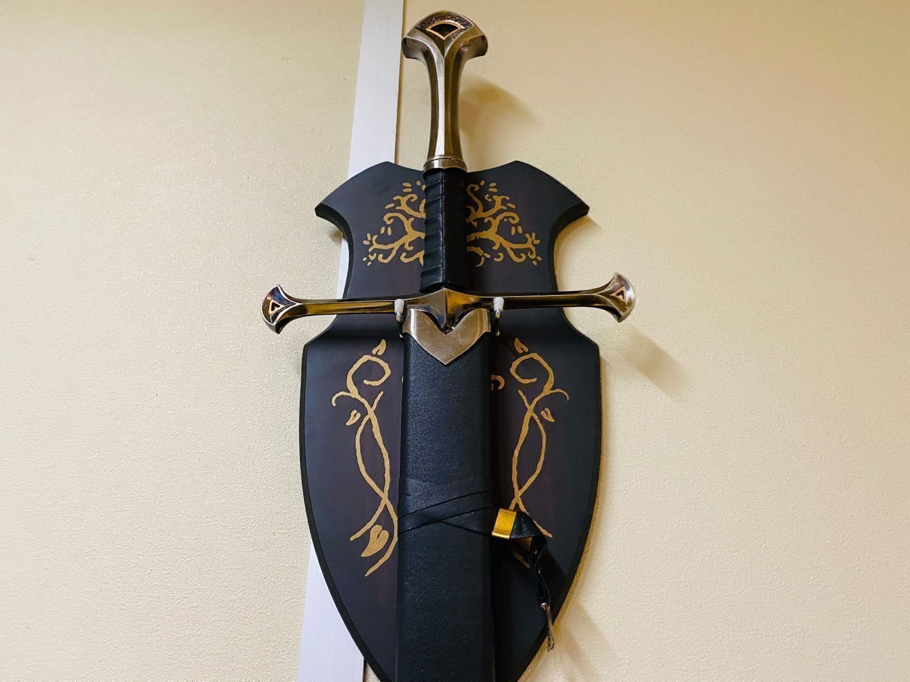 Altre raccolte & rarità: Der Herr der Ringe Schwert Messer 125cm NEU – Nuovo e nell'imballaggio originale da Bergdietikon venduto da shopAgent 3