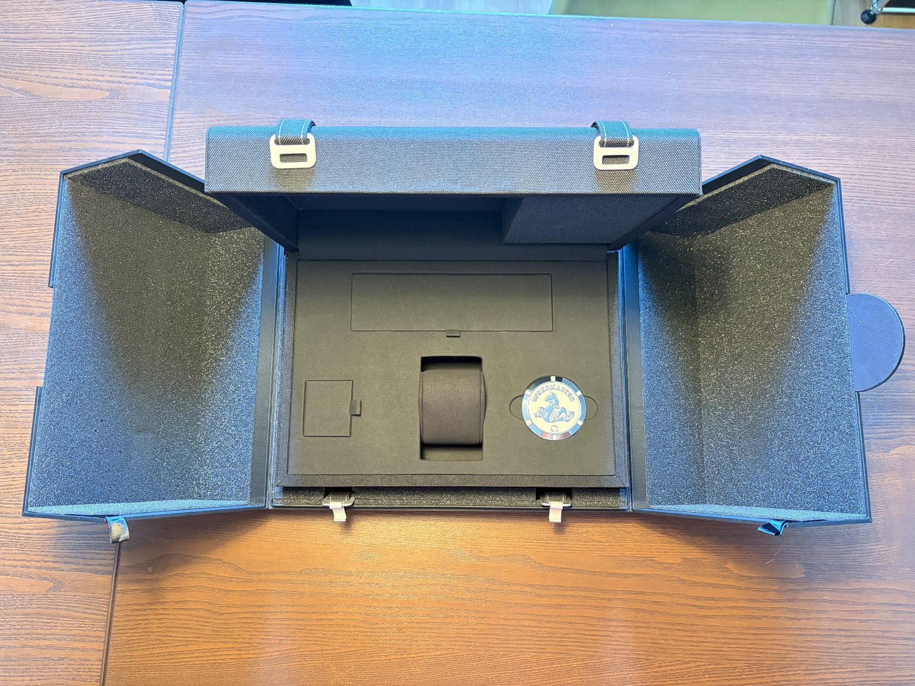 Omega Uhren: Box mit Umkarton für Speedmaster 321 neuwertig – Neu (gemäss Beschreibung) aus Zürich von who_5ncp 2
