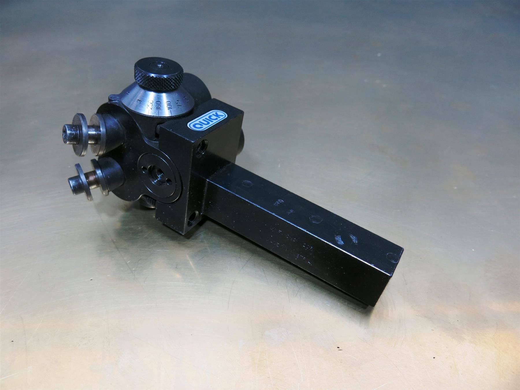 Tutti gli attrezzi: Rändelwerkzeug Quick 1/Kf CNC 20R – Usato da Laufenburg venduto da Sirluger