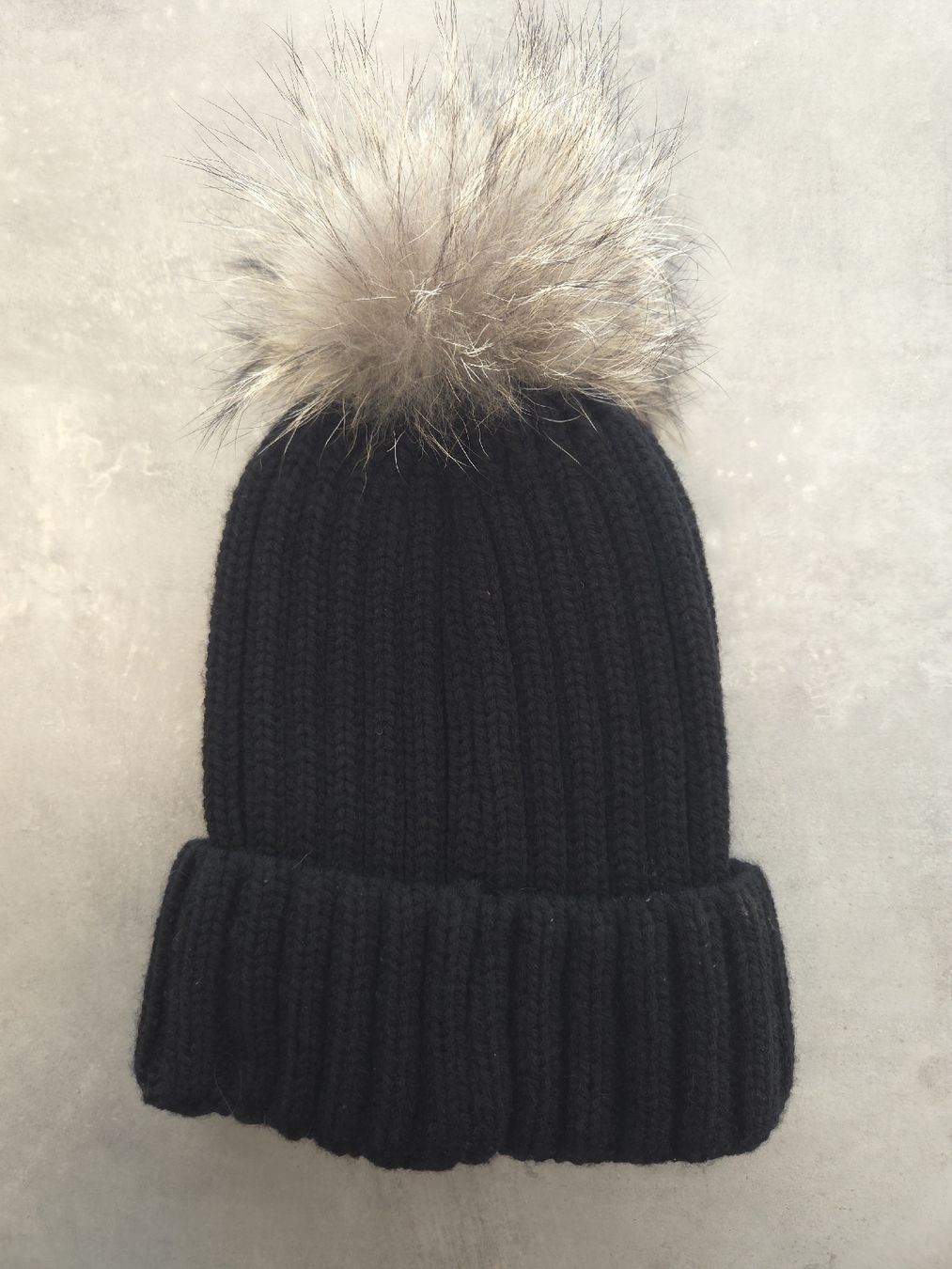 Moncler Hüte, Mützen & Caps: Bonnet Moncler noir  – Gebraucht aus Crissier von len_mj9h 1