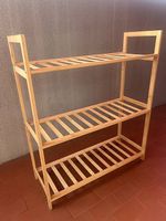 Scaffale in bambù/legno a 3 ripiani  CHF 10.