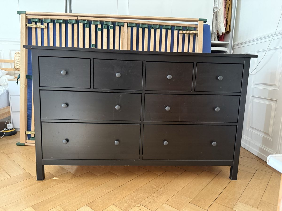 Cassettiere: HEMNES Kommode – Usato da Basel venduto da Louis4055