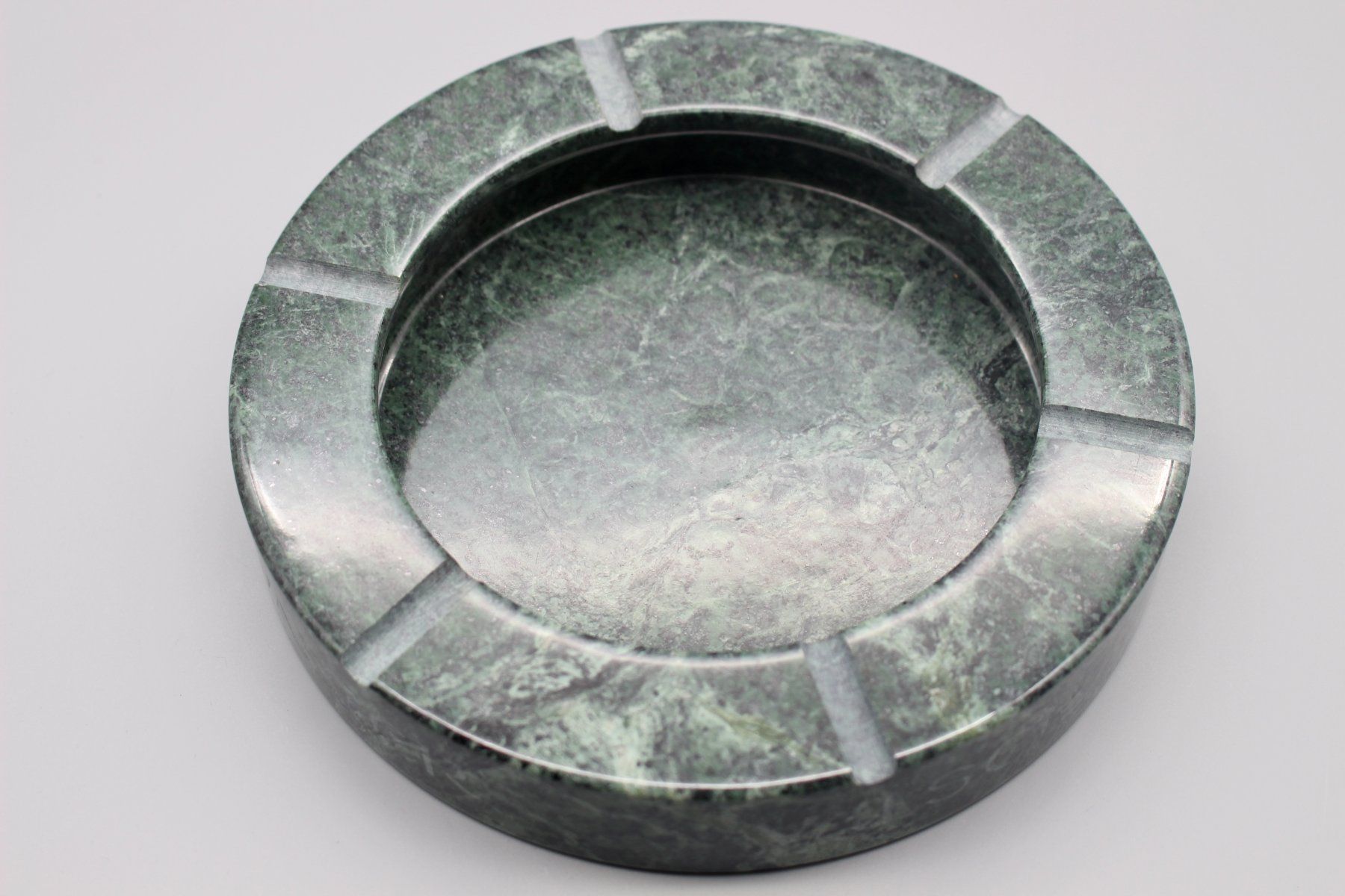 Aschenbecher: Aschenbecher Valser Granit Neu – Gebraucht aus Bruettisellen von Collector_Store 2