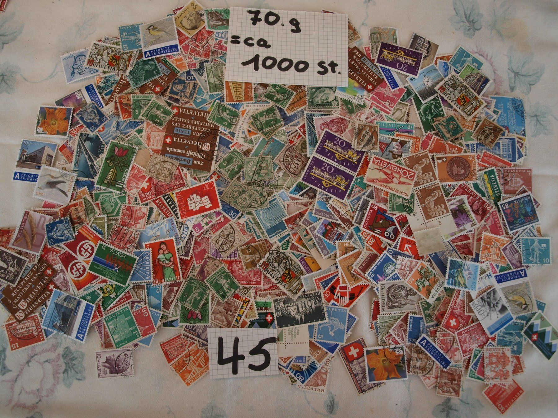 Tutti i francobolli: 1000 Schweizer Briefmarken über 70g Gebraucht siehe Bilder – Usato da Aarau venduto da Marcele0