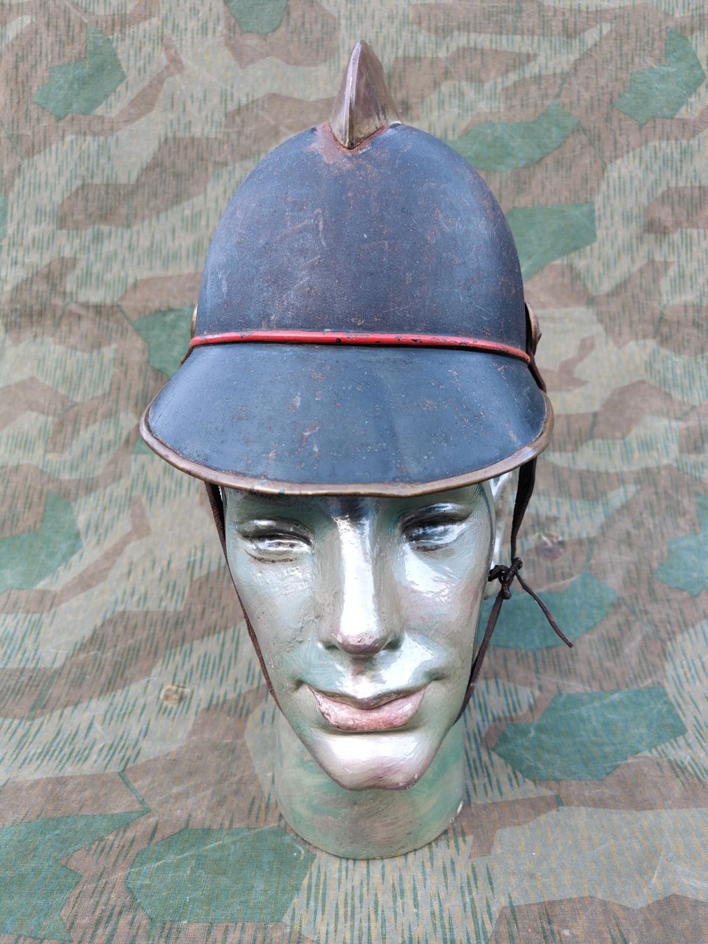 Pompieri: Helm Feuerwehr um 1920, Grösse 53 – Usato da Bauma venduto da SwissMilitaria 1