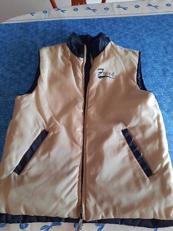 Gilet & Giacche: Veste sans manches réversible  – Usato da Martigny venduto da ivi_cbf9
