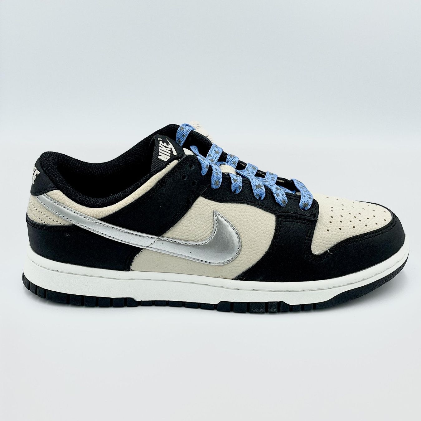 Nike Damenschuhe: Nike Dunk Low Starry Laces EU 39 – Neu und originalverpackt aus Erlinsbach von sasneakers 1