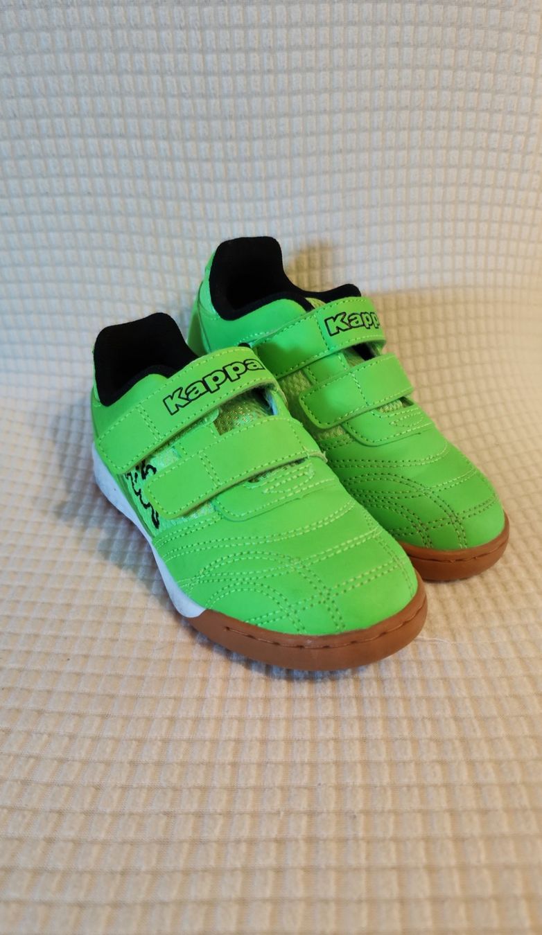 Kappa Chaussures garçon: Hallenschuhe gr. 29 - Kappa – D'occasion à Reinach BL par chilller92