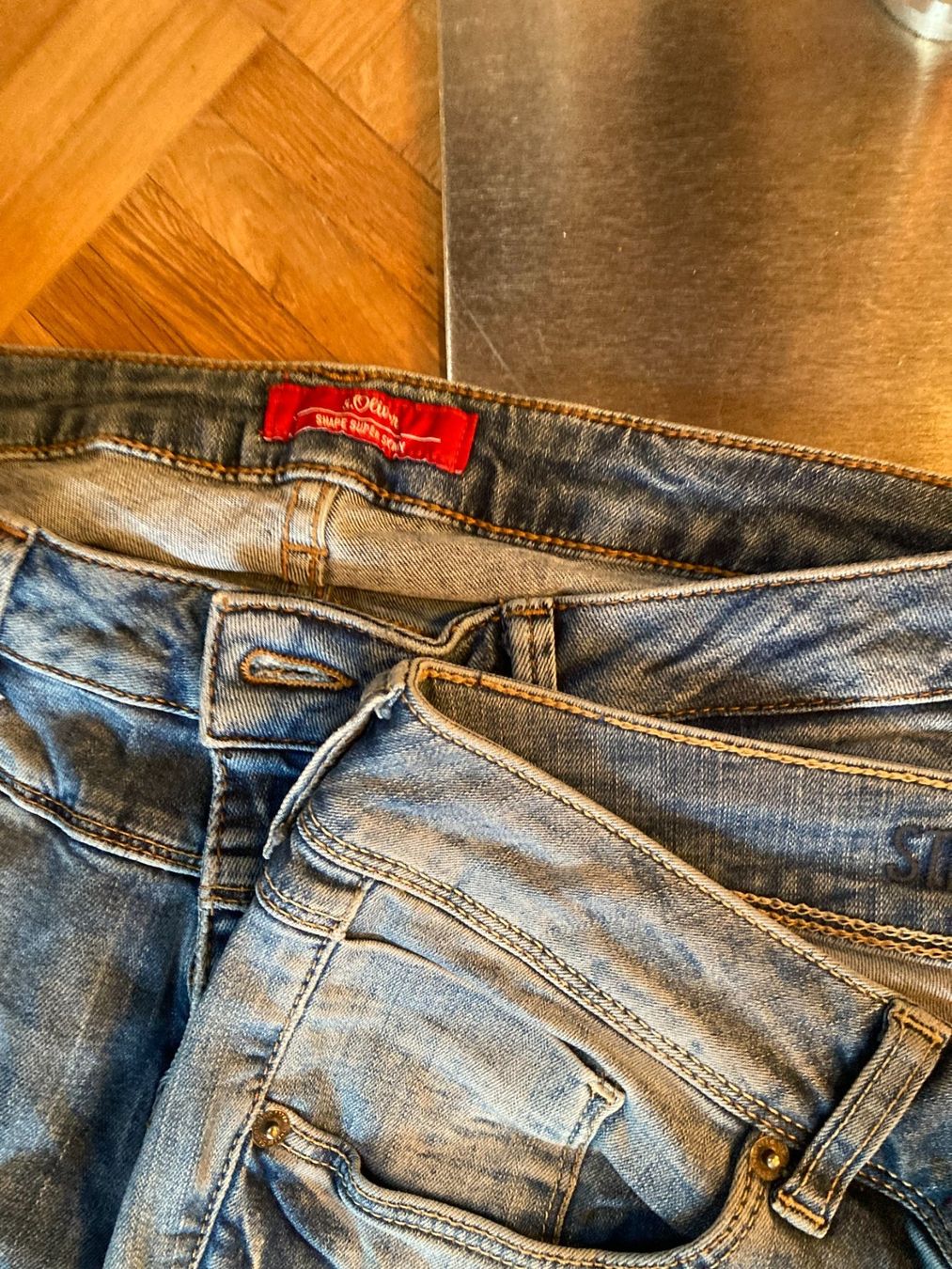 Lots de vêtements: Kleiderpaket – D'occasion à Balsthal par dasesaro 2