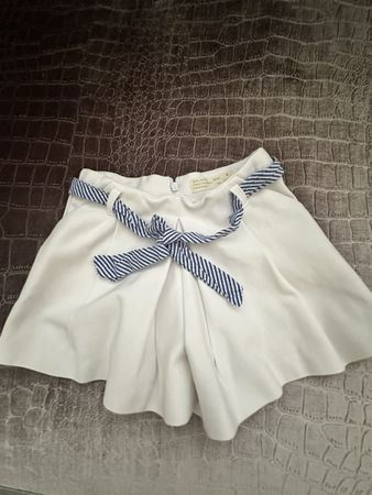 Zara weiss Short für Mädchen Size:6 (116 cm) 